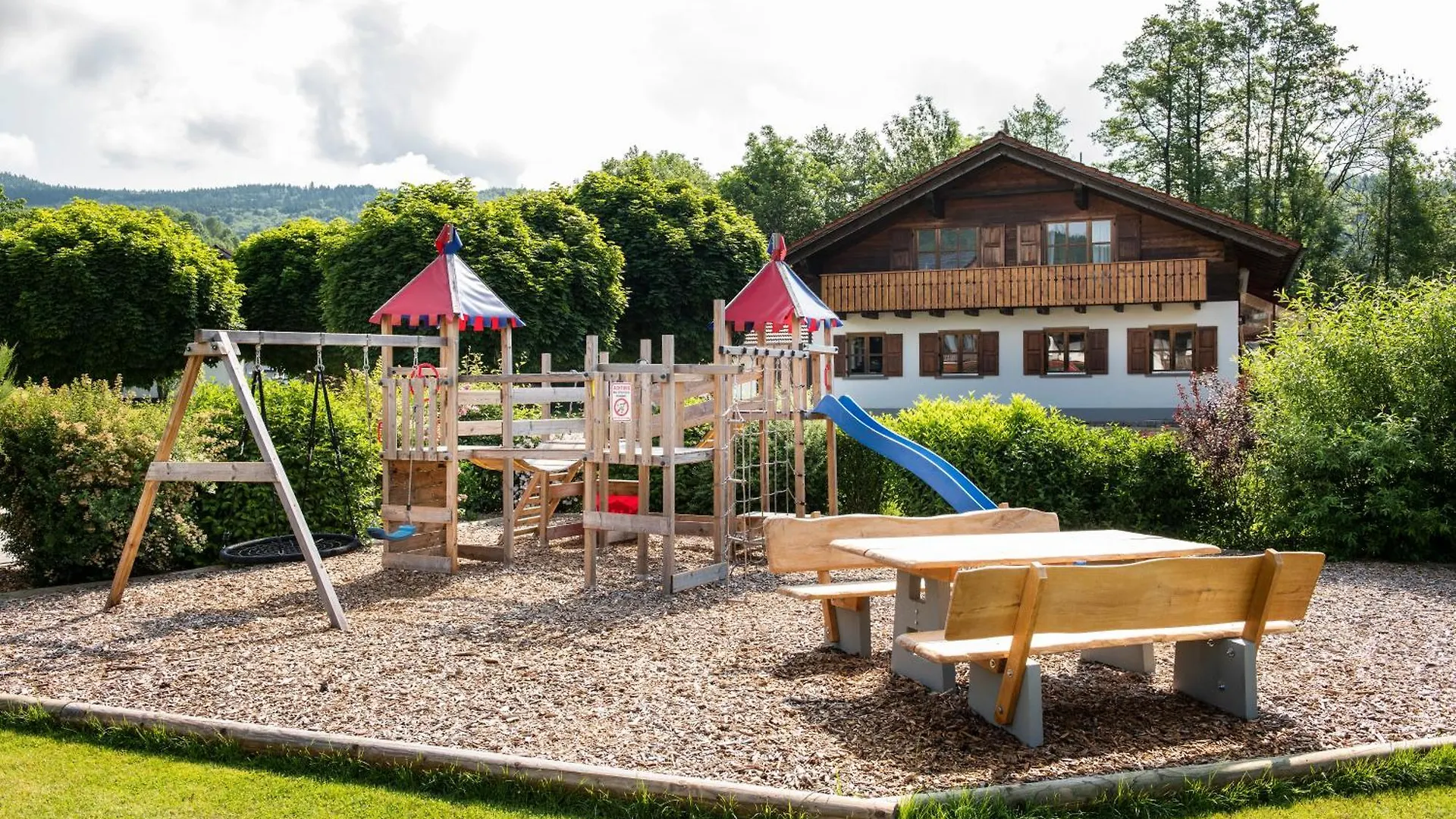 Bernrieder Hof Hotel